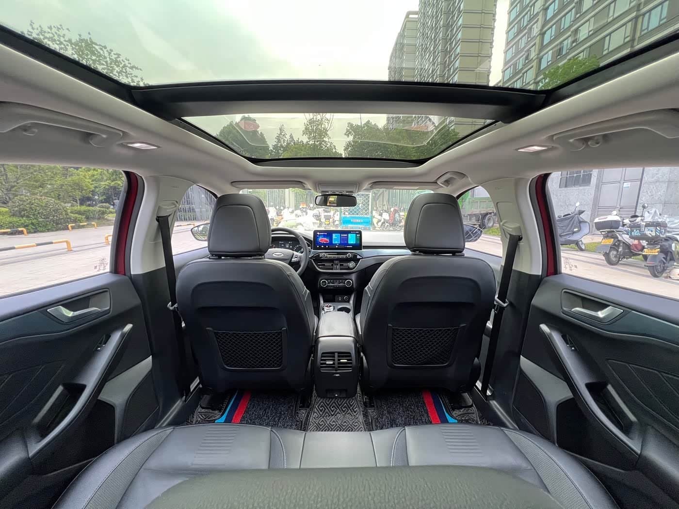 2019 Ford Focus Active Red, 70,000 km, China export – photo 5