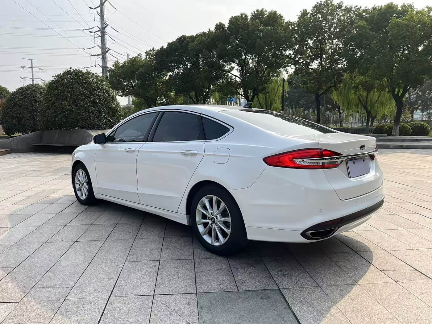 2018 Ford Mondeo White, 70,000 km, China export – photo 6