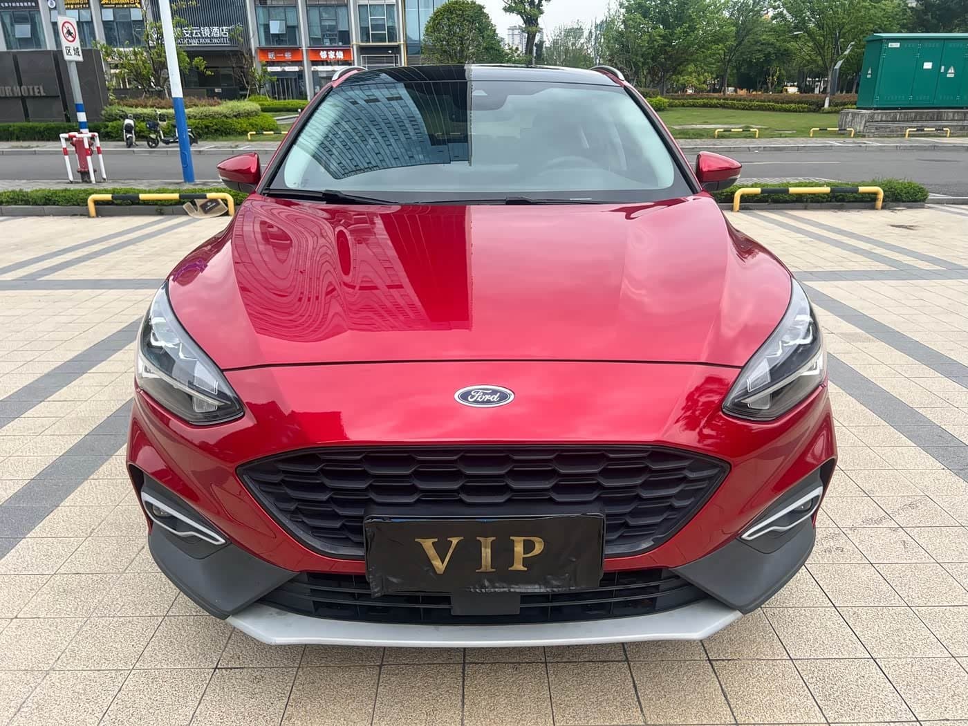 2019 Ford Focus Active Red, 70,000 km, China export – photo 2