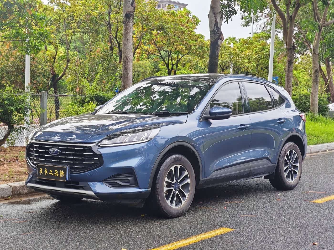 2020 Ford Escape Blue, 43,700 km, China export – photo 2