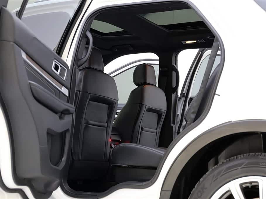 2016 Ford Explorer White, 42,000 km, China export – photo 6