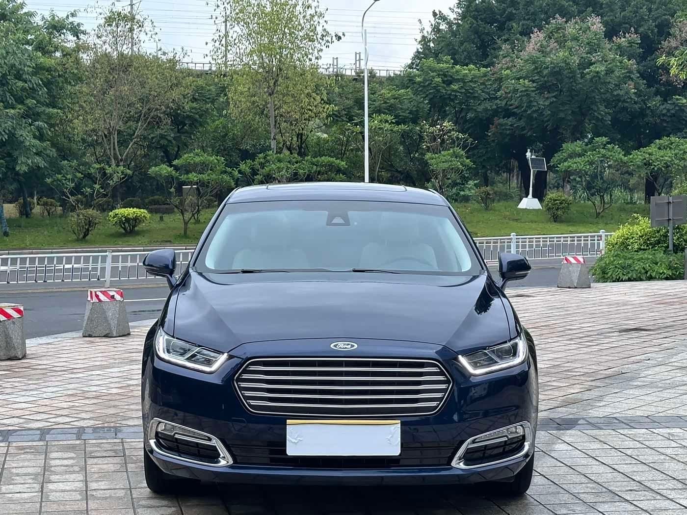 2015 Ford Taurus Blue, 88,000 km, China export – photo 2