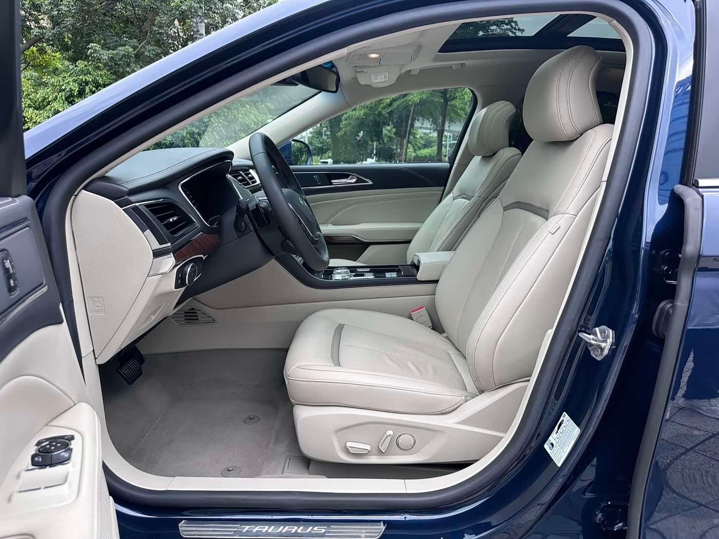 2015 Ford Taurus Blue, 88,000 km, China export – photo 5