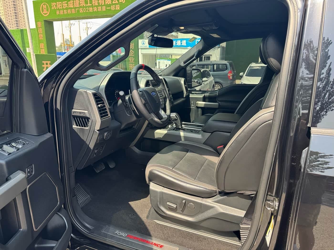 2019 Ford F-150 Raptor Black, 140,000 km, China export – photo 4
