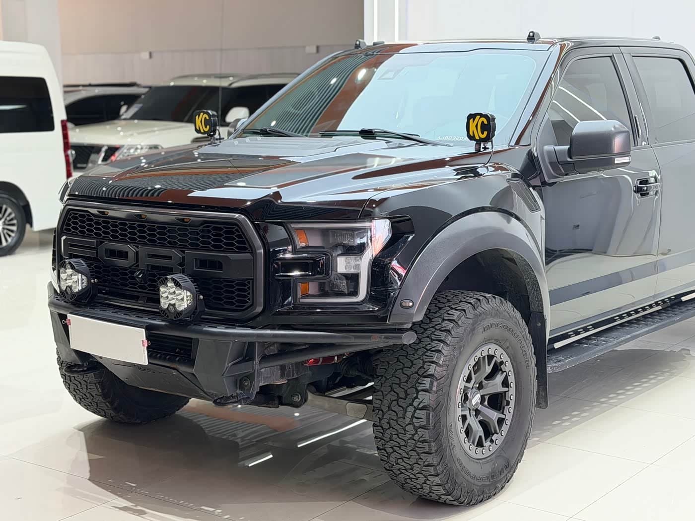 2019 Ford F-150 Raptor Black, 100,000 km, China export – photo 4