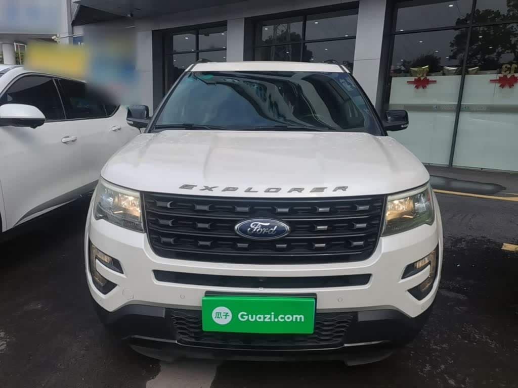 2015 Ford Explorer White, 125,600 km, China export – photo 3
