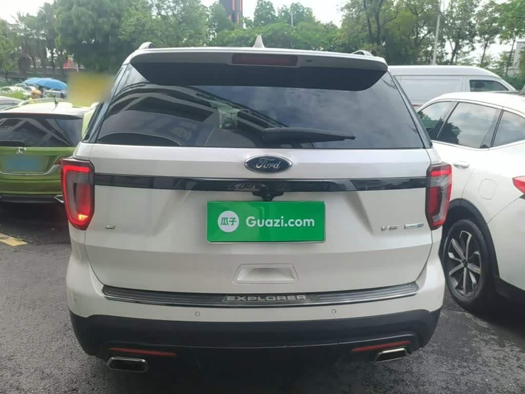 2015 Ford Explorer White, 125,600 km, China export – photo 6