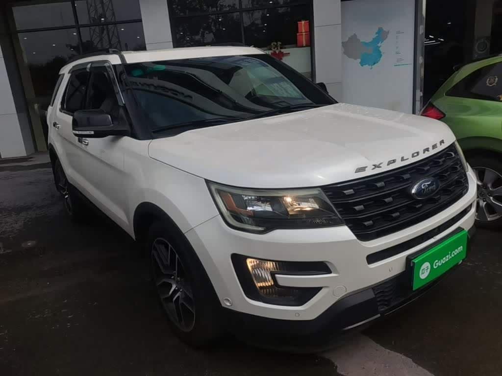 2015 Ford Explorer White, 125,600 km, China export – photo 4