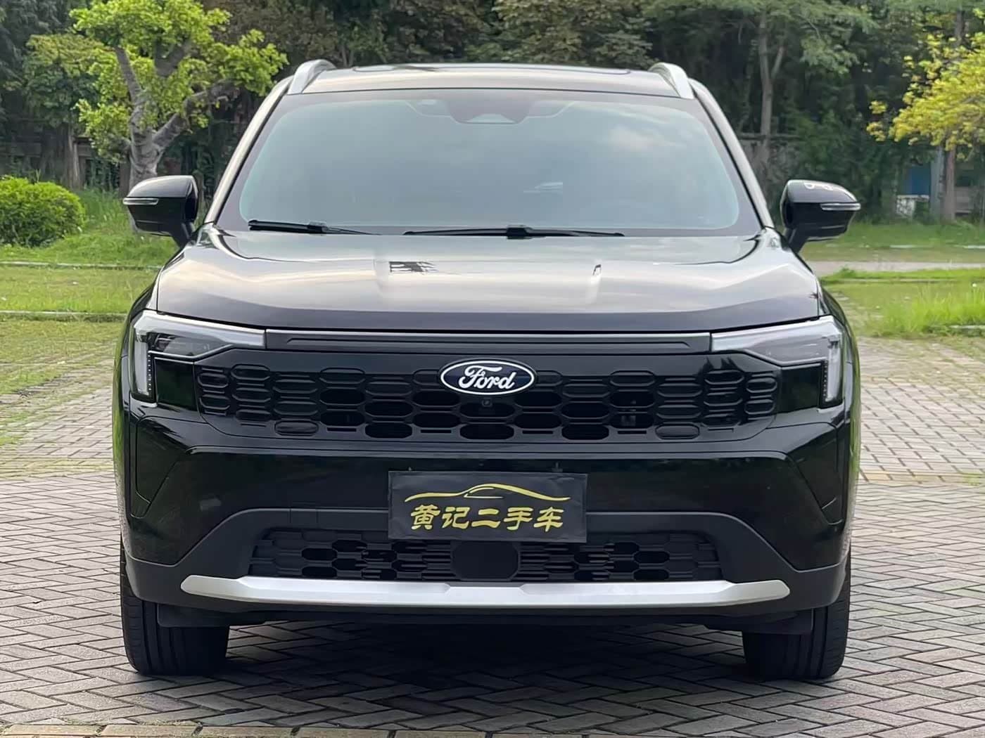 2024 Ford Lingrui Black, 7,000 km, China export – photo 2
