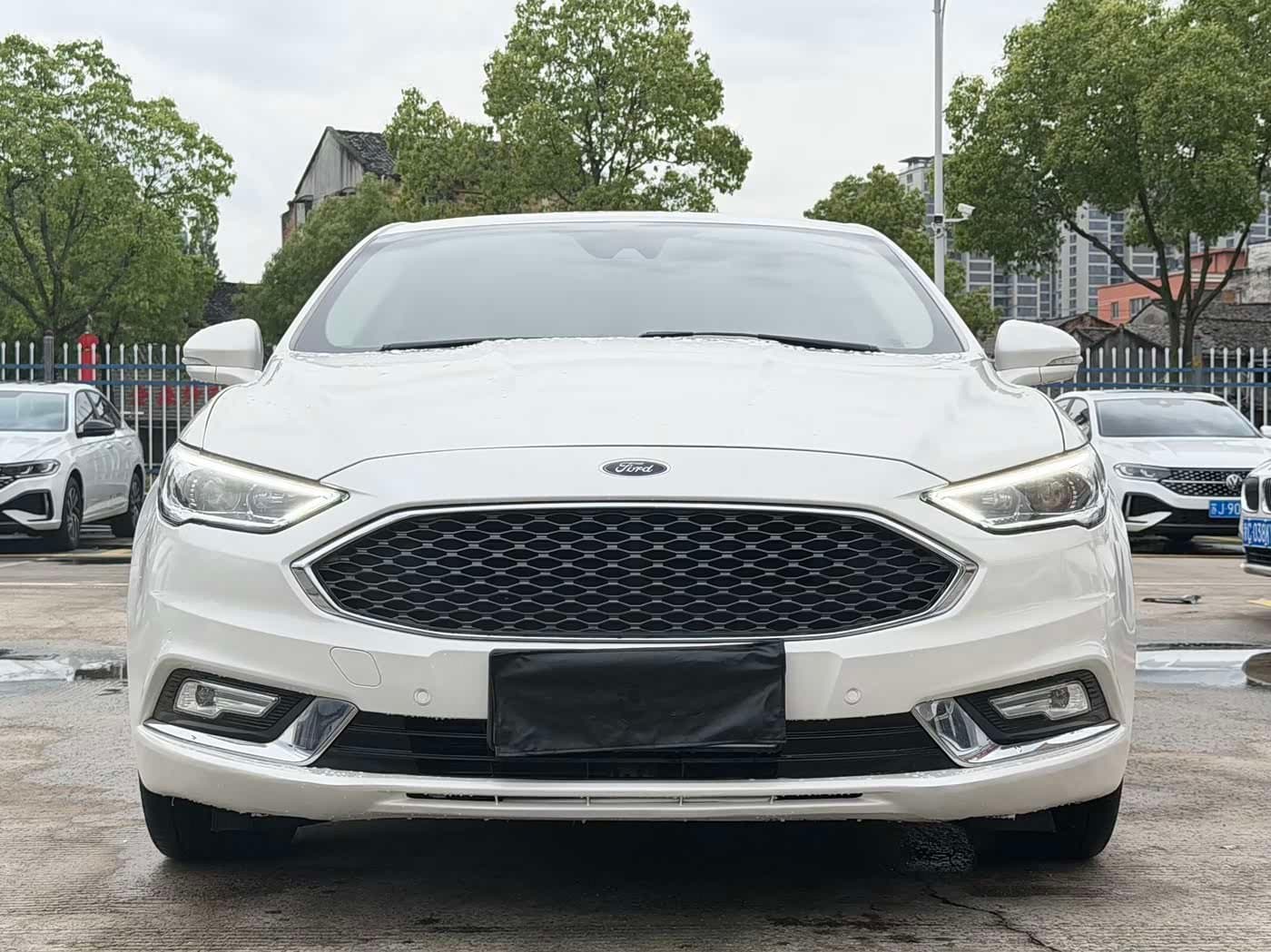 2016 Ford Mondeo White, 100,000 km, China export – photo 2