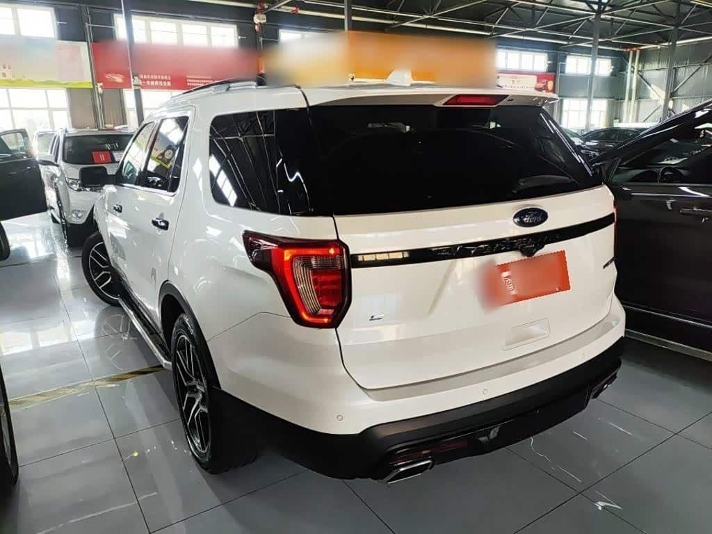2015 Ford Explorer White, 133,300 km, China export – photo 5