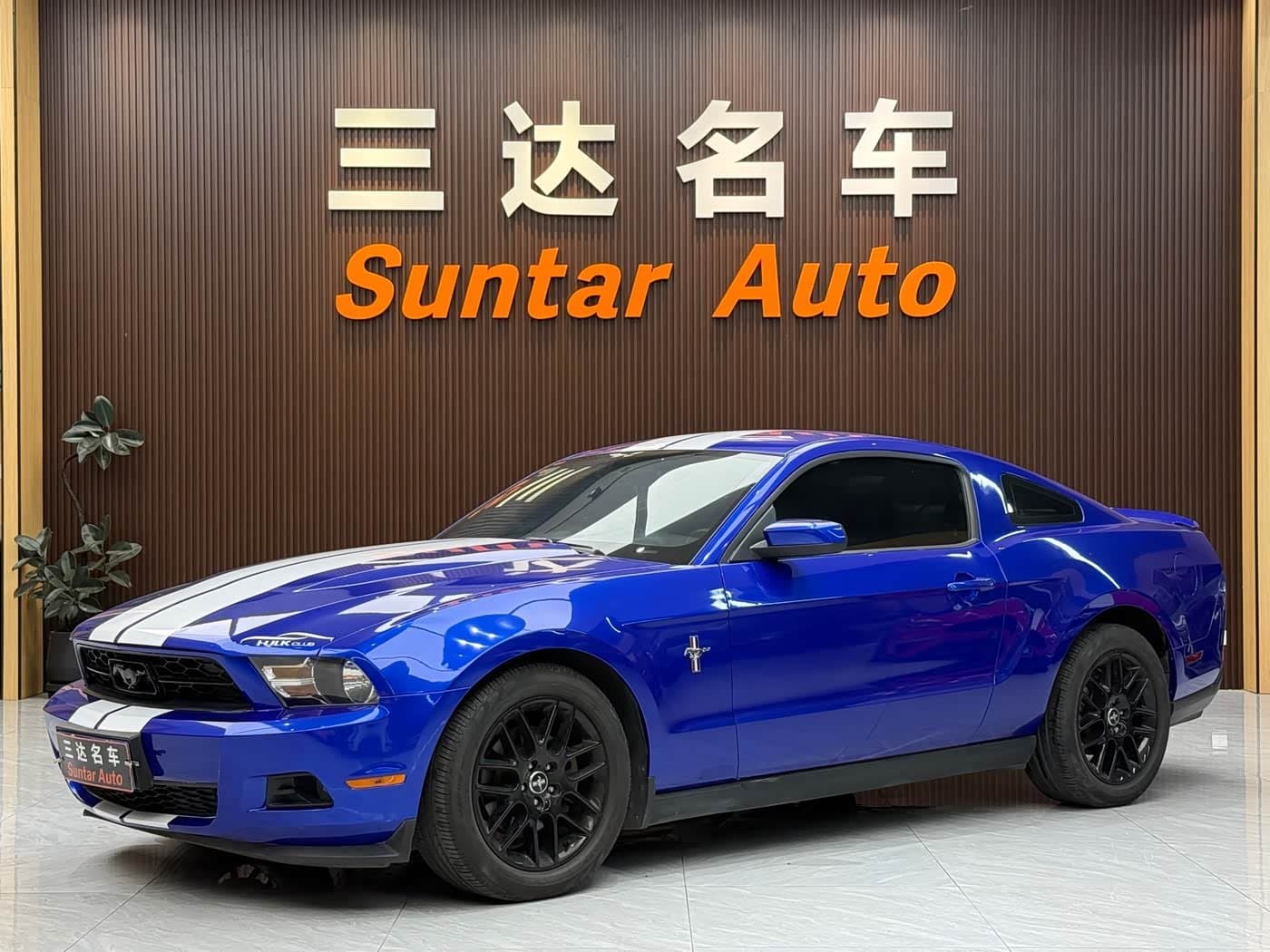 2011 Ford Mustang 银灰色, 140,000 km, China export – photo 1