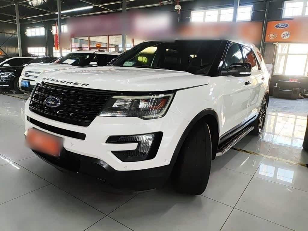 2015 Ford Explorer White, 133,300 km, China export – photo 1