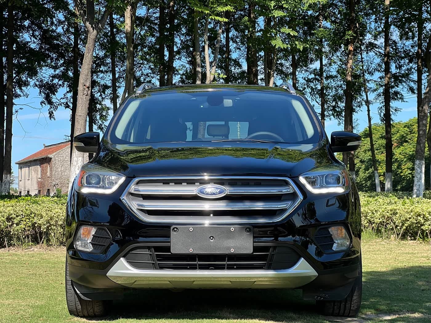 2016 Ford Kuga Black, 124,400 km, China export – photo 2