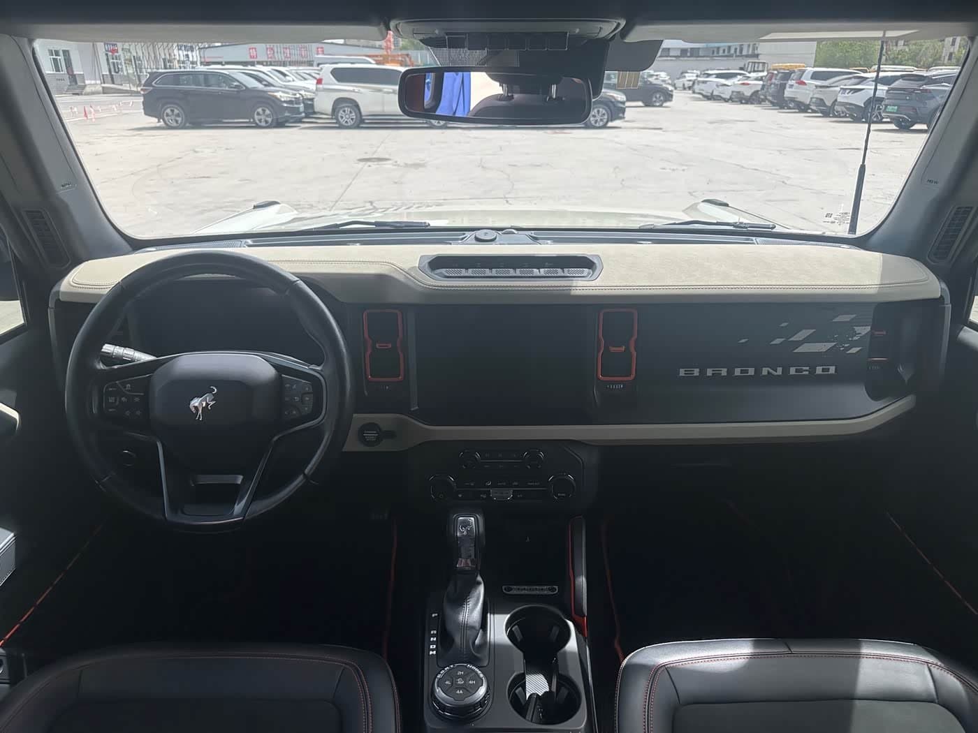 2025 Ford Bronco White, 40,000 km, China export – photo 4