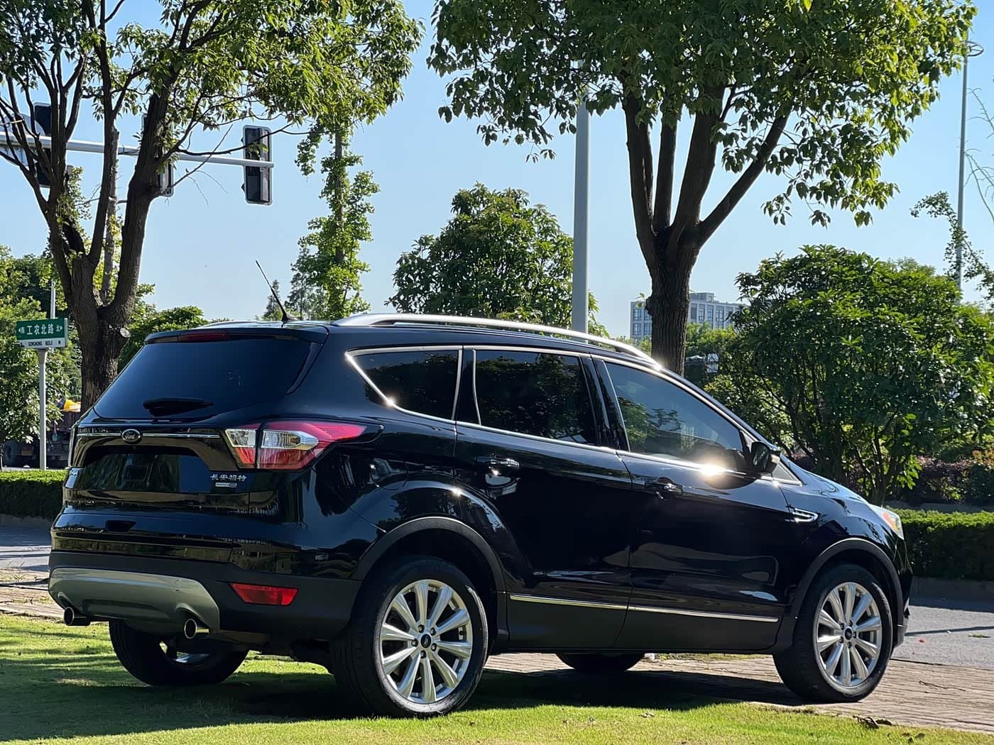 2016 Ford Kuga Black, 124,400 km, China export – photo 7