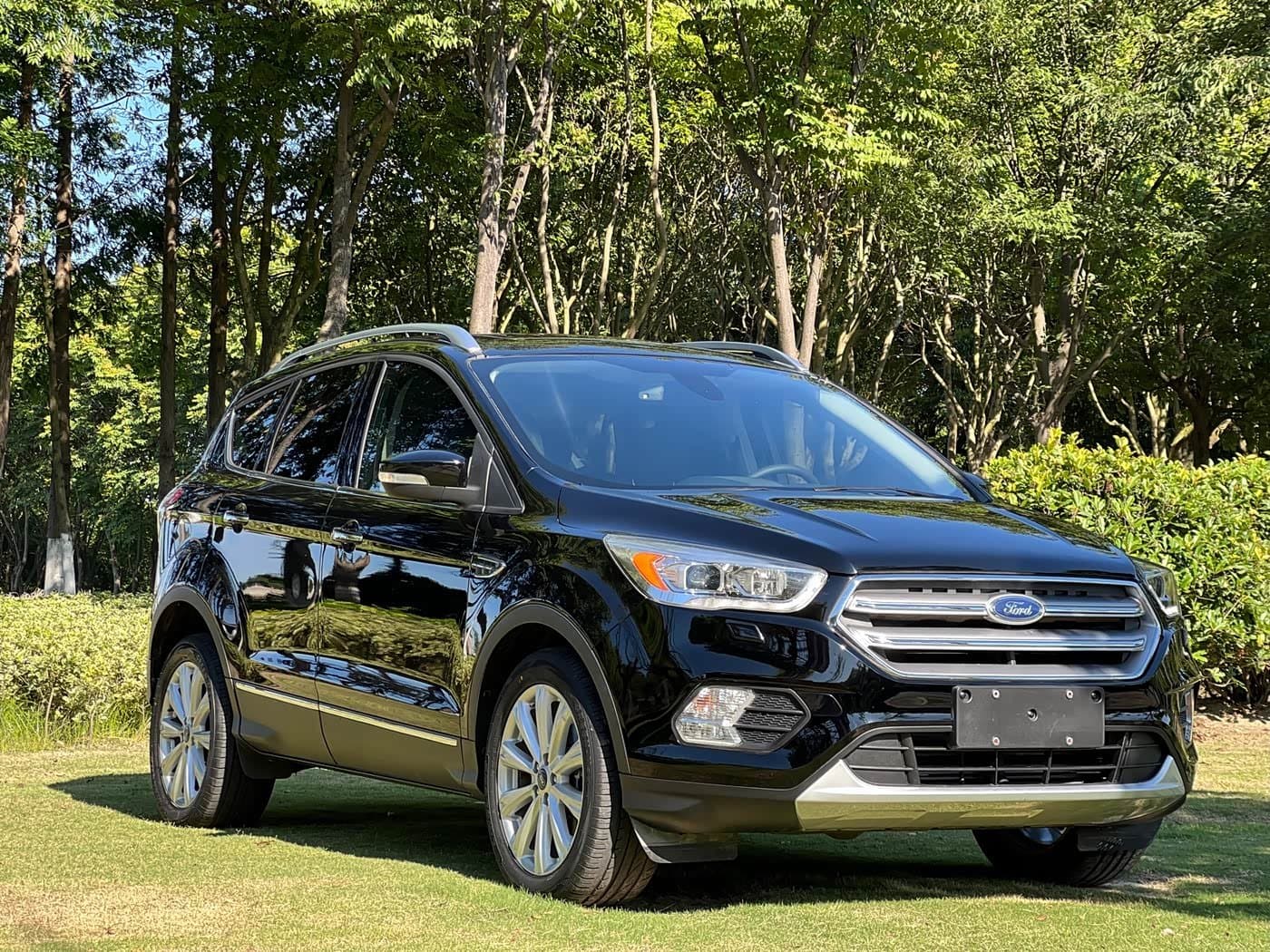 2016 Ford Kuga Black, 124,400 km, China export – photo 3