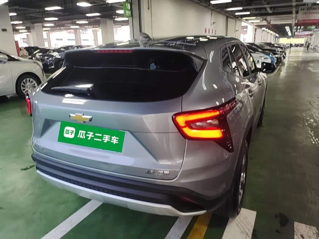 2022 Chevrolet Seeker 银灰色, 34,700 km, China export – photo 7