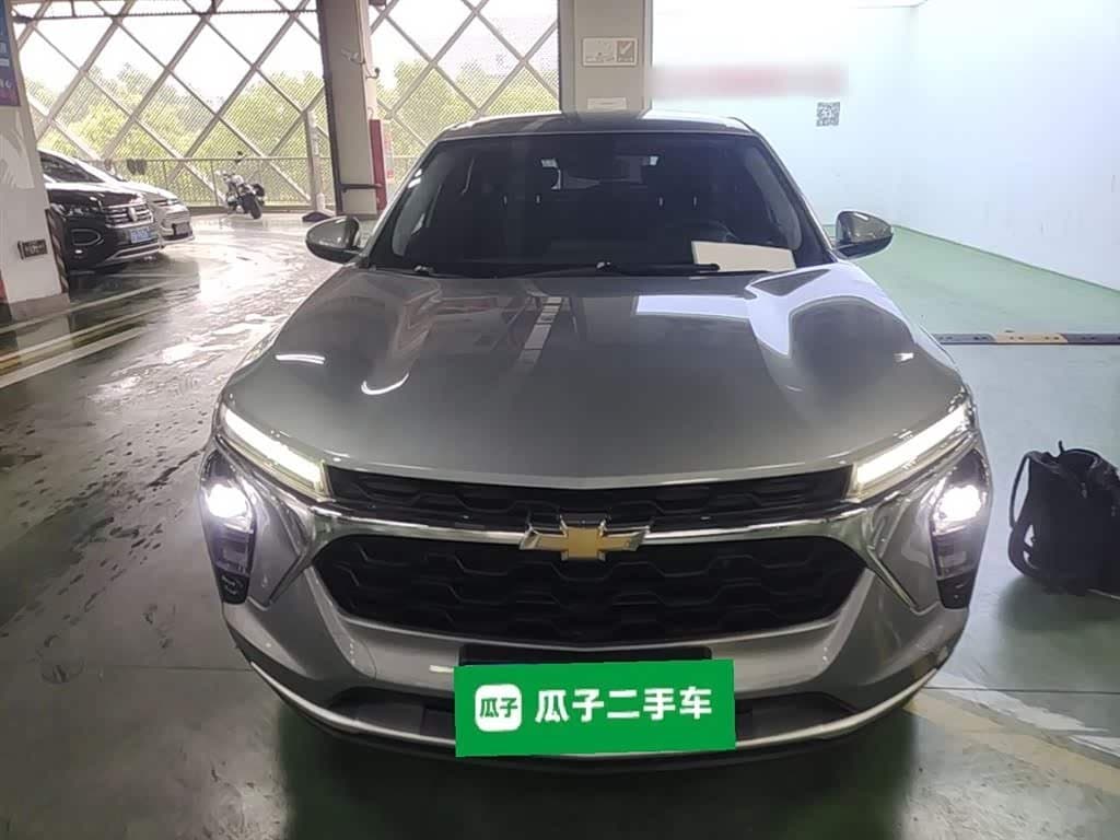 2022 Chevrolet Seeker 银灰色, 34,700 km, China export – photo 3