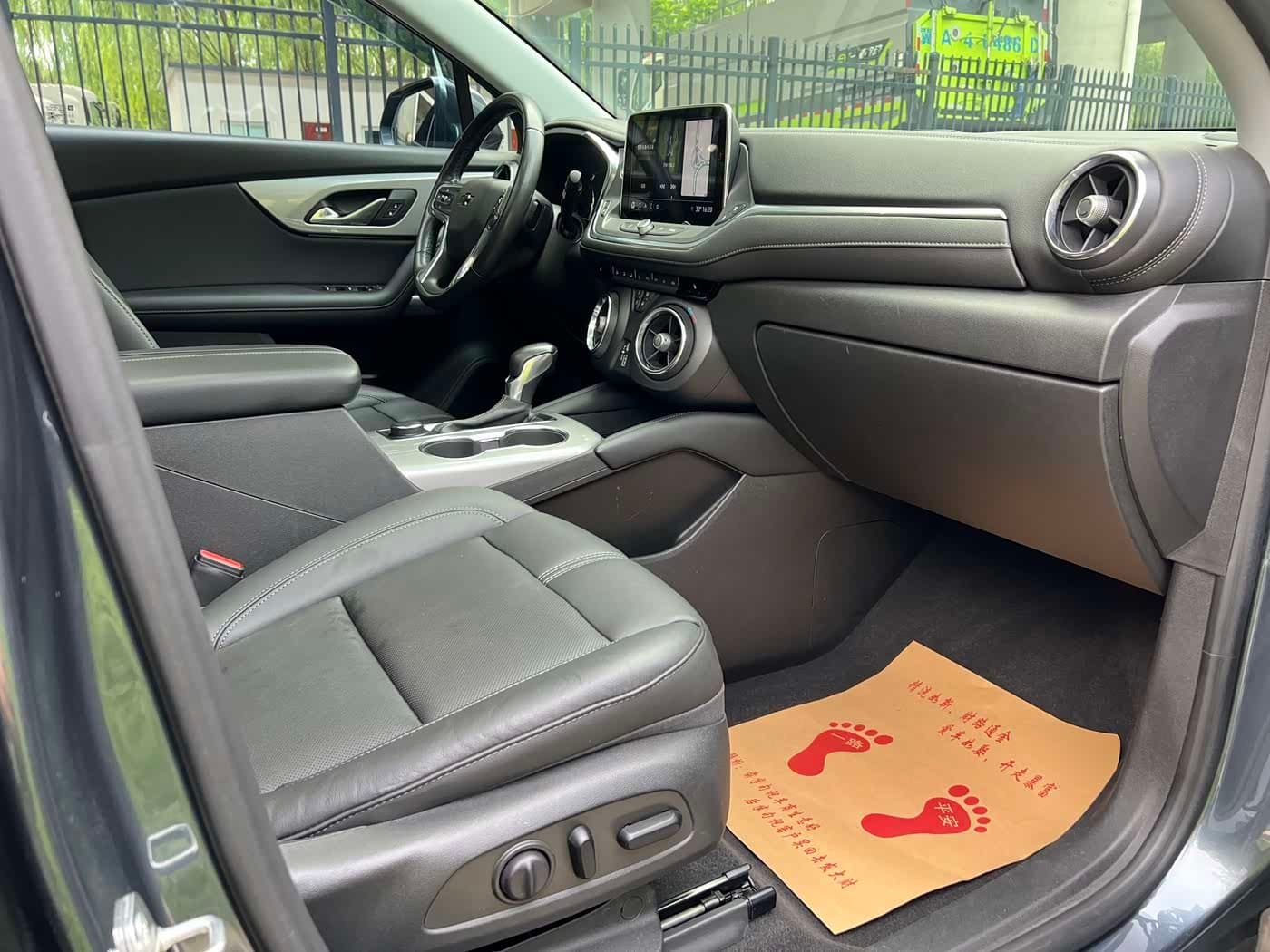 2020 Chevrolet Trailblazer 银灰色, 60,000 km, China export – photo 6