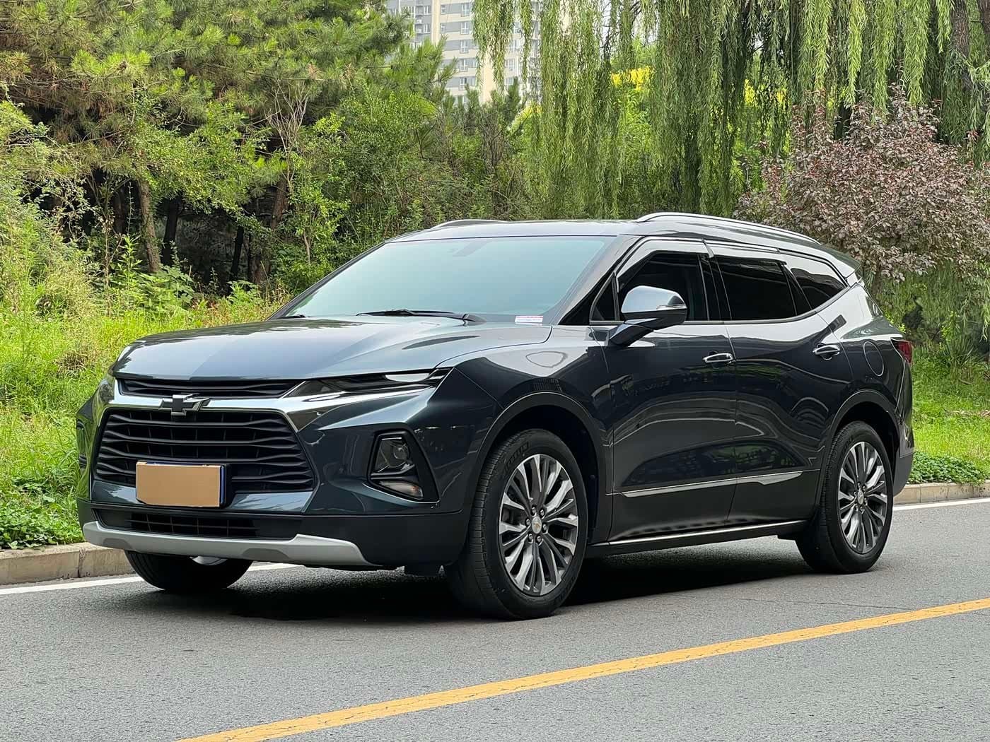 2020 Chevrolet Trailblazer 银灰色, 60,000 km, China export – photo 1