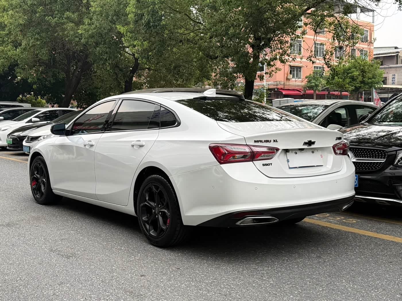2018 Chevrolet Malibu XL White, 90,000 km, China export – photo 3
