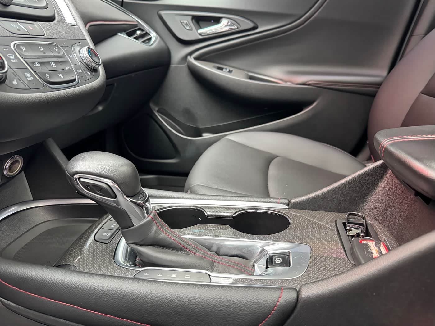2020 Chevrolet Malibu XL White, 33,000 km, China export – photo 5