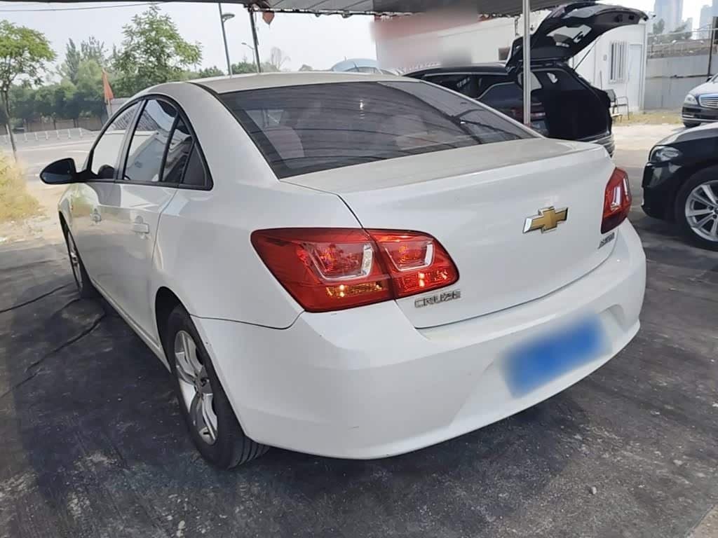 2014 Chevrolet Cruze White, 65,900 km, China export – photo 5