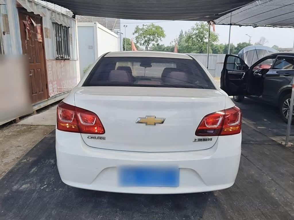 2014 Chevrolet Cruze White, 65,900 km, China export – photo 6