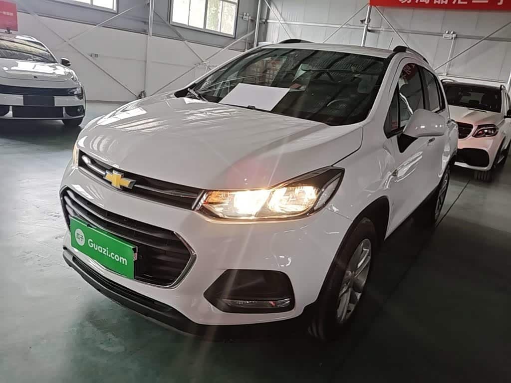 2017 Chevrolet Trax White, 69,400 km, China export – photo 2