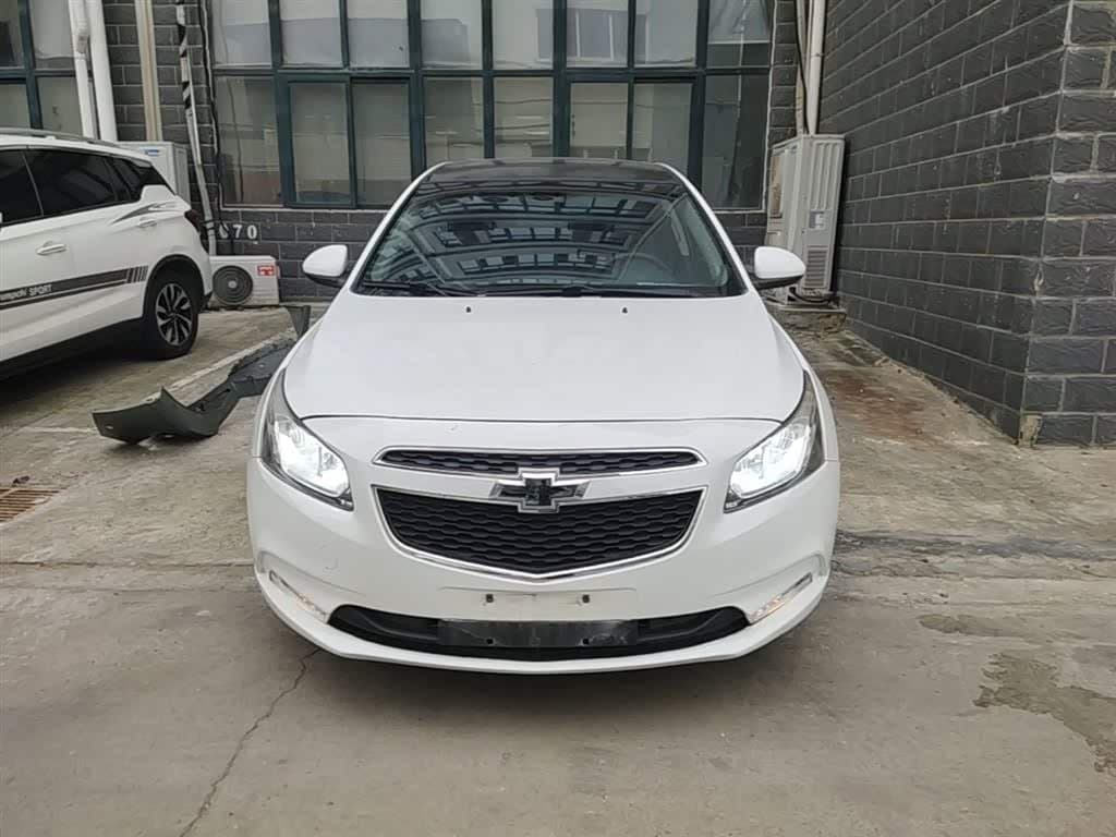 2014 Chevrolet Cruze White, 49,300 km, China export – photo 3