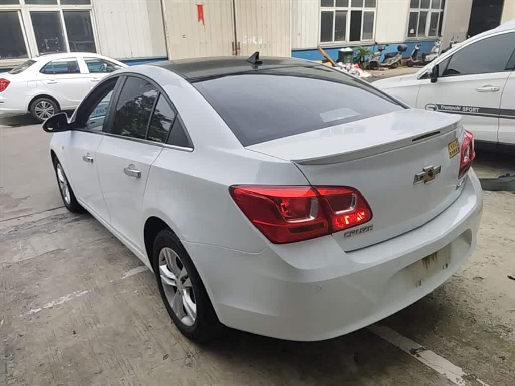 2014 Chevrolet Cruze White, 49,300 km, China export – photo 5
