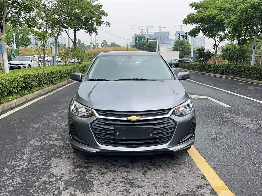 2020 Chevrolet Cavalier 银灰色, 7,400 km, China export – photo 3