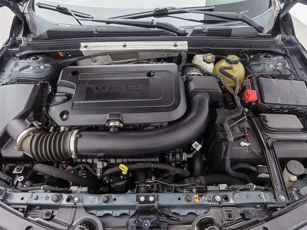 2018 Chevrolet Malibu XL 银灰色, 75,400 km, China export – photo 6