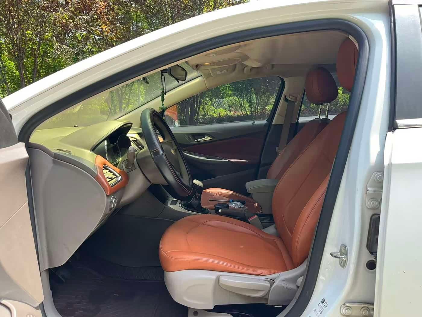 2014 Chevrolet Cruze White, 140,000 km, China export – photo 7