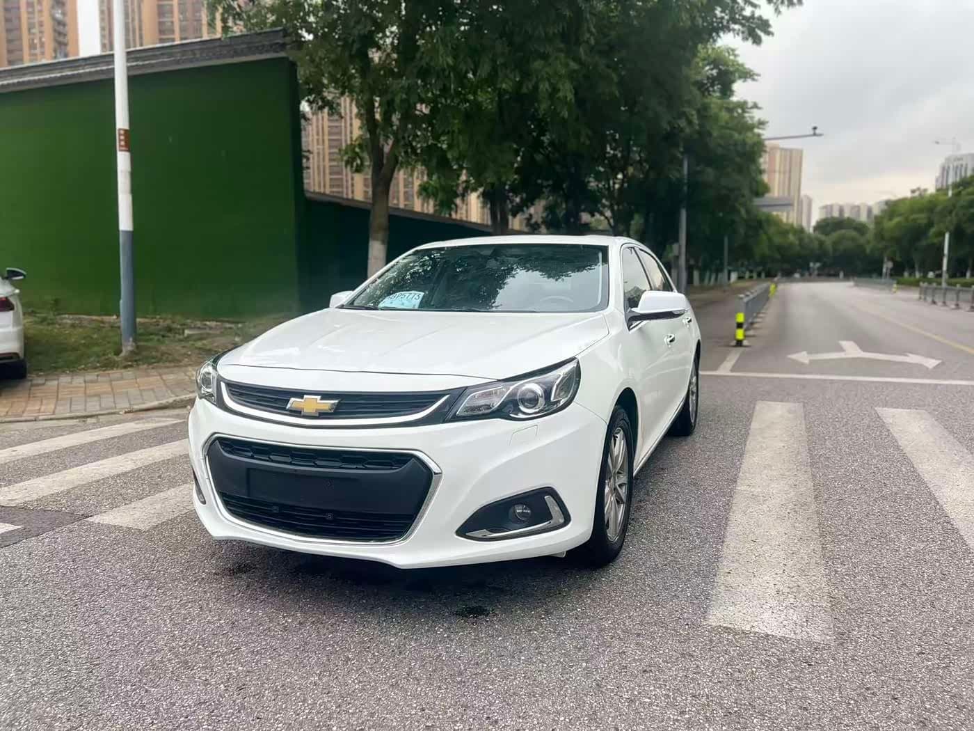 2015 Chevrolet Malibu White, 97,000 km, China export – photo 1