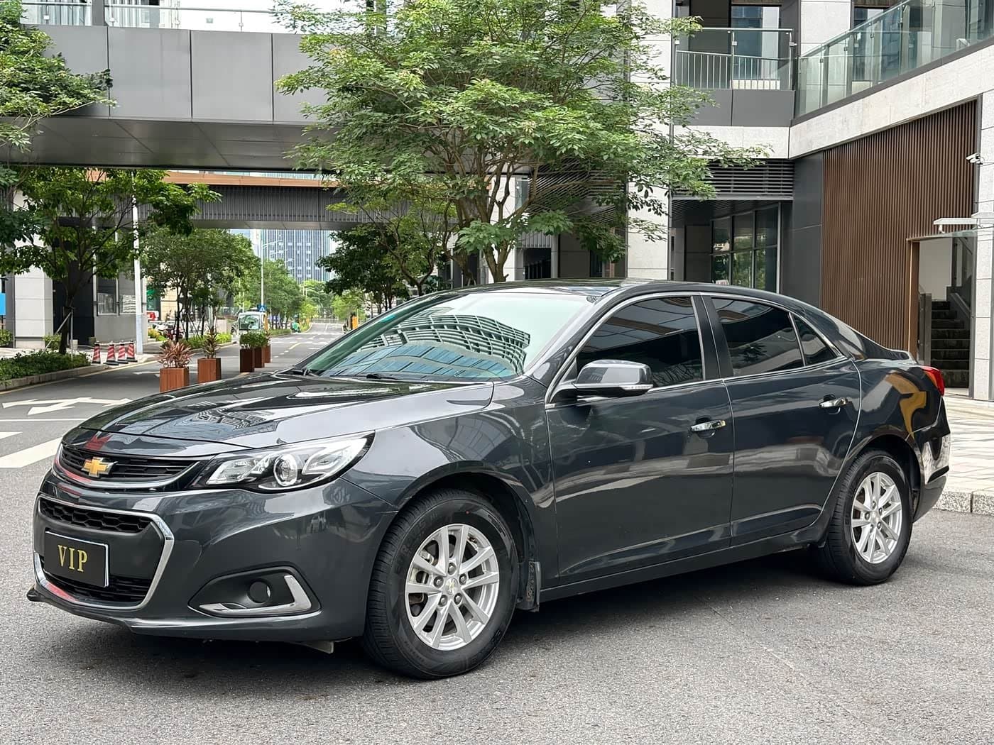 2017 Chevrolet Malibu 银灰色, 96,000 km, China export – photo 1