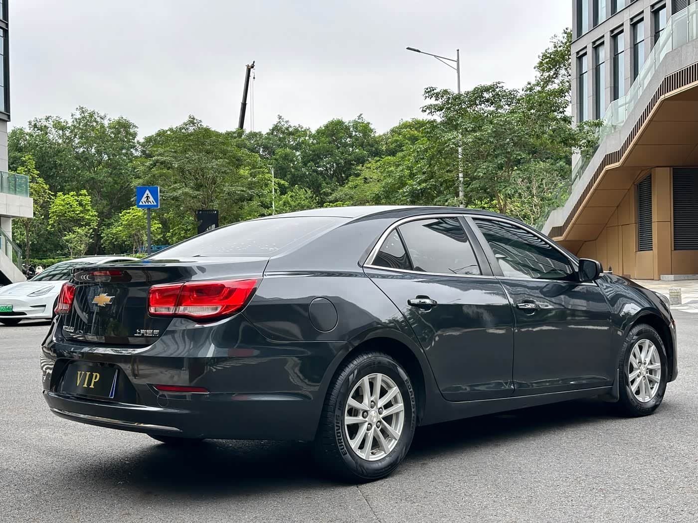 2017 Chevrolet Malibu 银灰色, 96,000 km, China export – photo 4