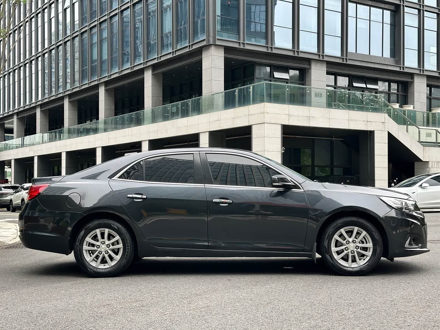 2017 Chevrolet Malibu 银灰色, 96,000 km, China export – photo 7