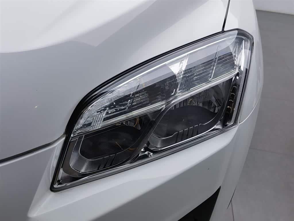 2015 Chevrolet Trax White, 60,600 km, China export – photo 7