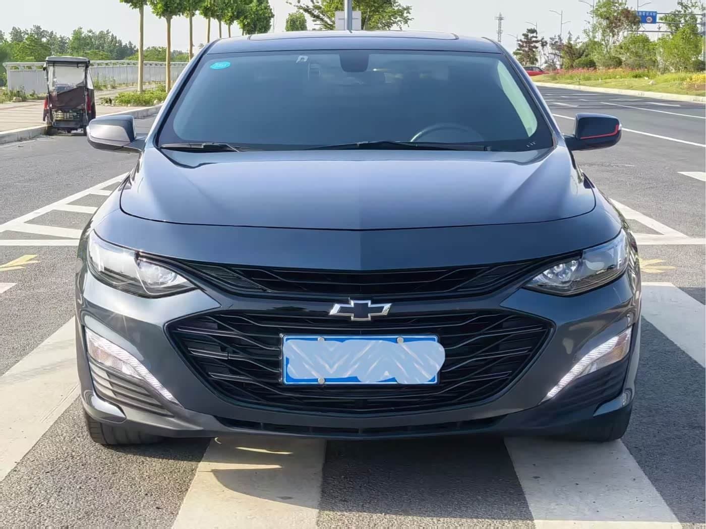 2020 Chevrolet Malibu XL 银灰色, 40,000 km, China export – photo 2