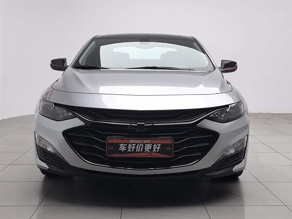 2021 Chevrolet Malibu XL 银灰色, 44,400 km, China export – photo 3