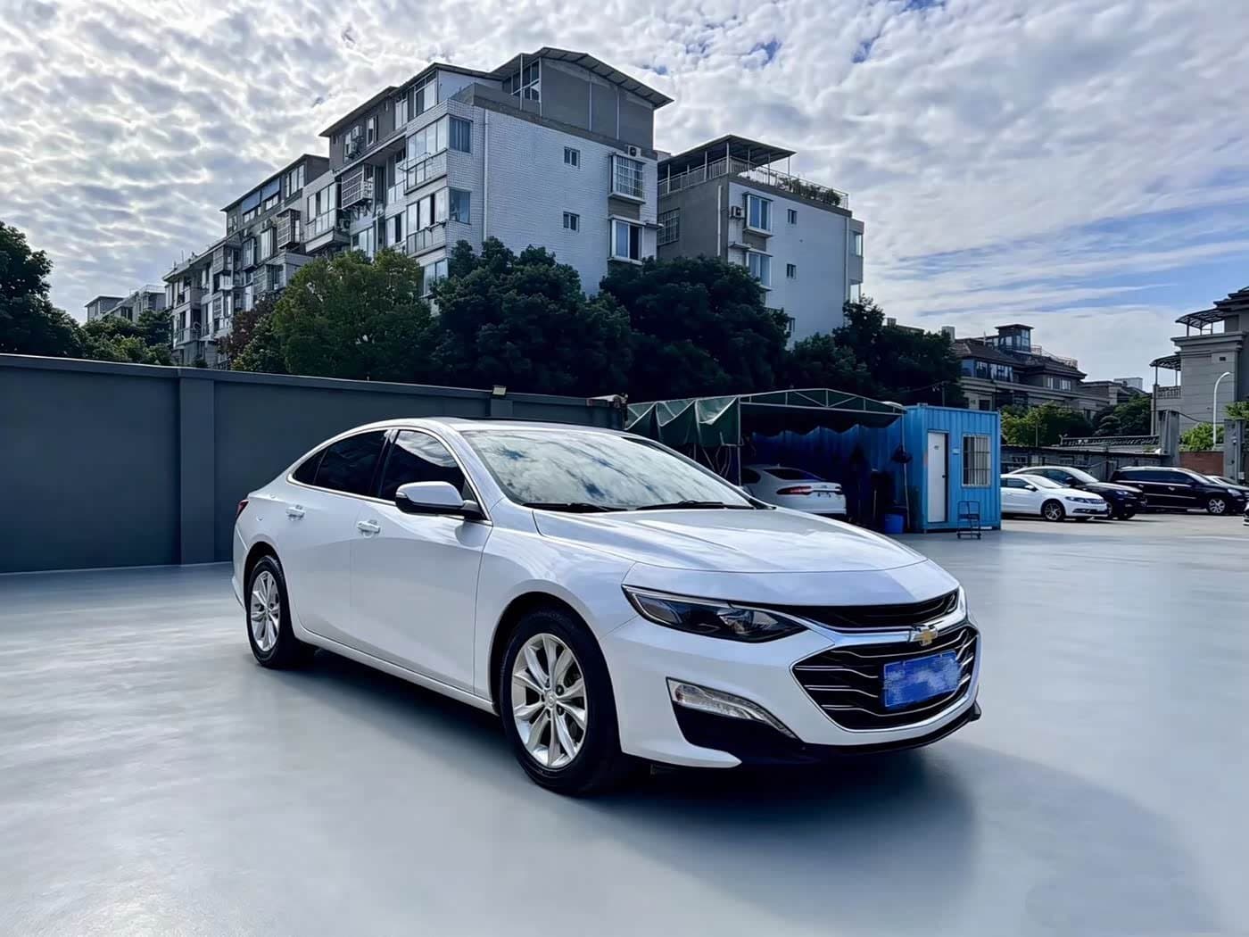2020 Chevrolet Malibu XL White, 50,000 km, China export – photo 3