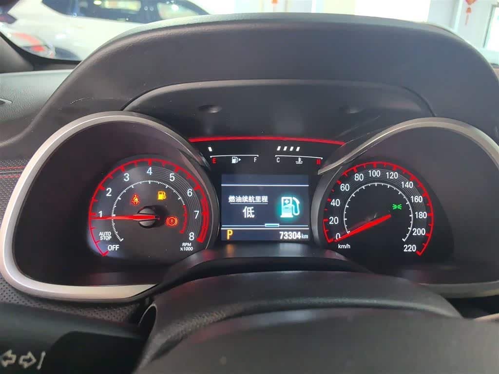 2020 Chevrolet Monza 银灰色, 73,300 km, China export – photo 4