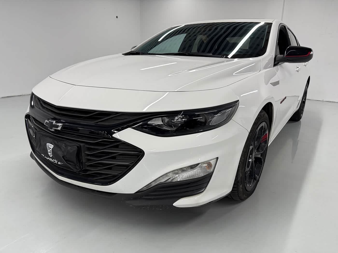 2018 Chevrolet Malibu XL White, 56,000 km, China export – photo 1