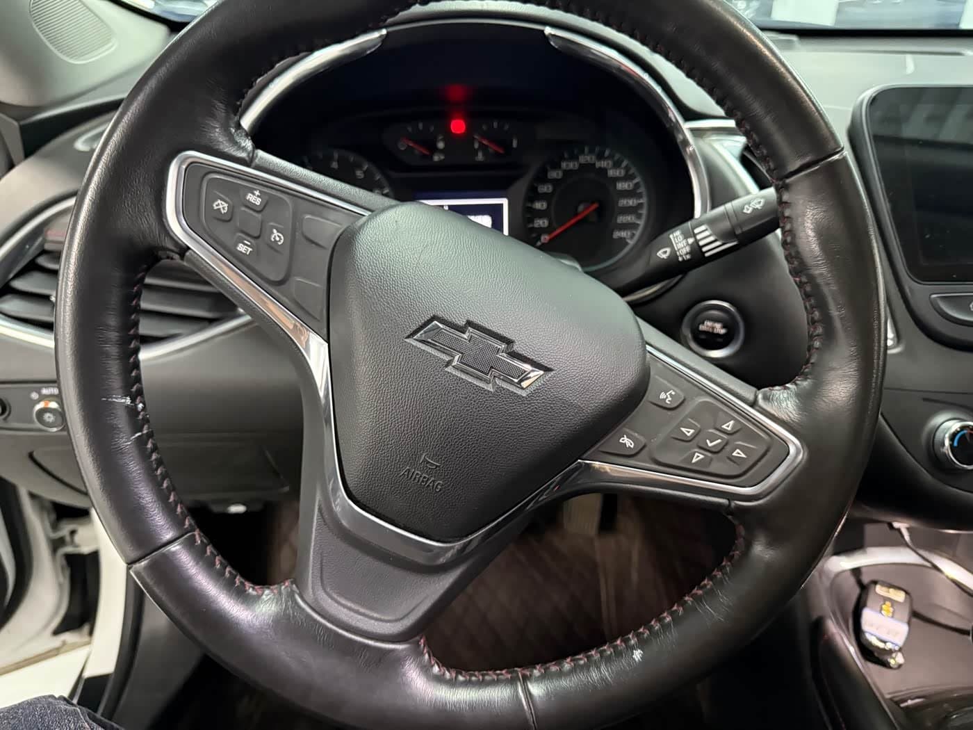 2018 Chevrolet Malibu XL White, 56,000 km, China export – photo 6