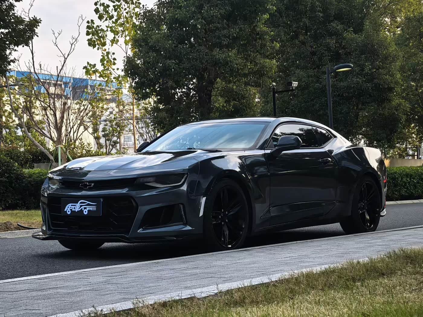 2017 Chevrolet Camaro 银灰色, 82,000 km, China export – photo 1