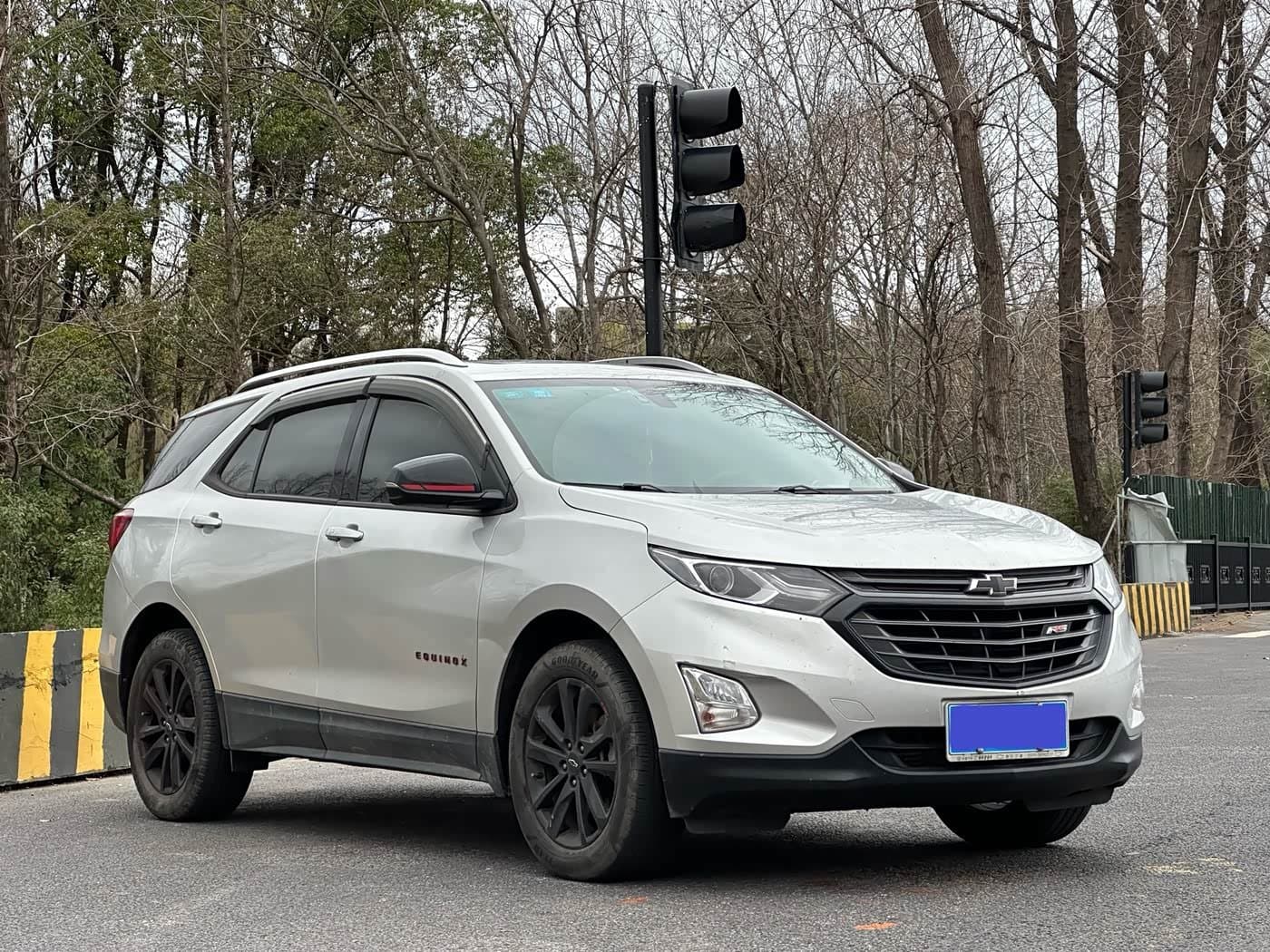 2018 Chevrolet Equinox 银灰色, 157,000 km, China export – photo 3