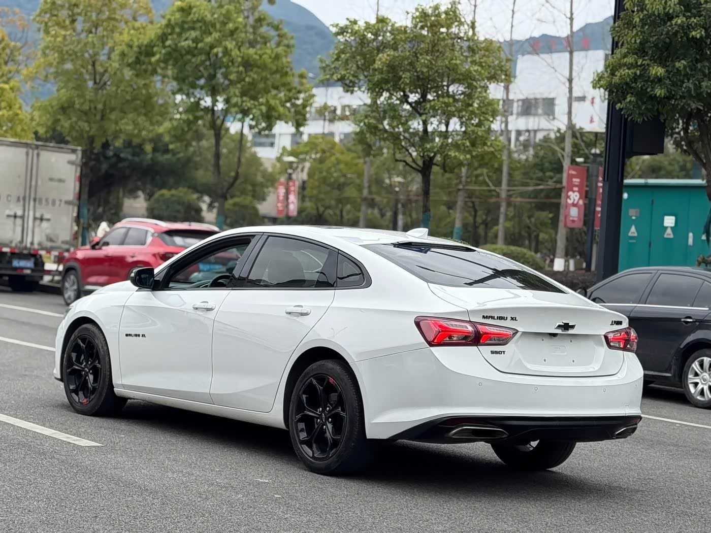 2020 Chevrolet Malibu XL White, 23,000 km, China export – photo 7