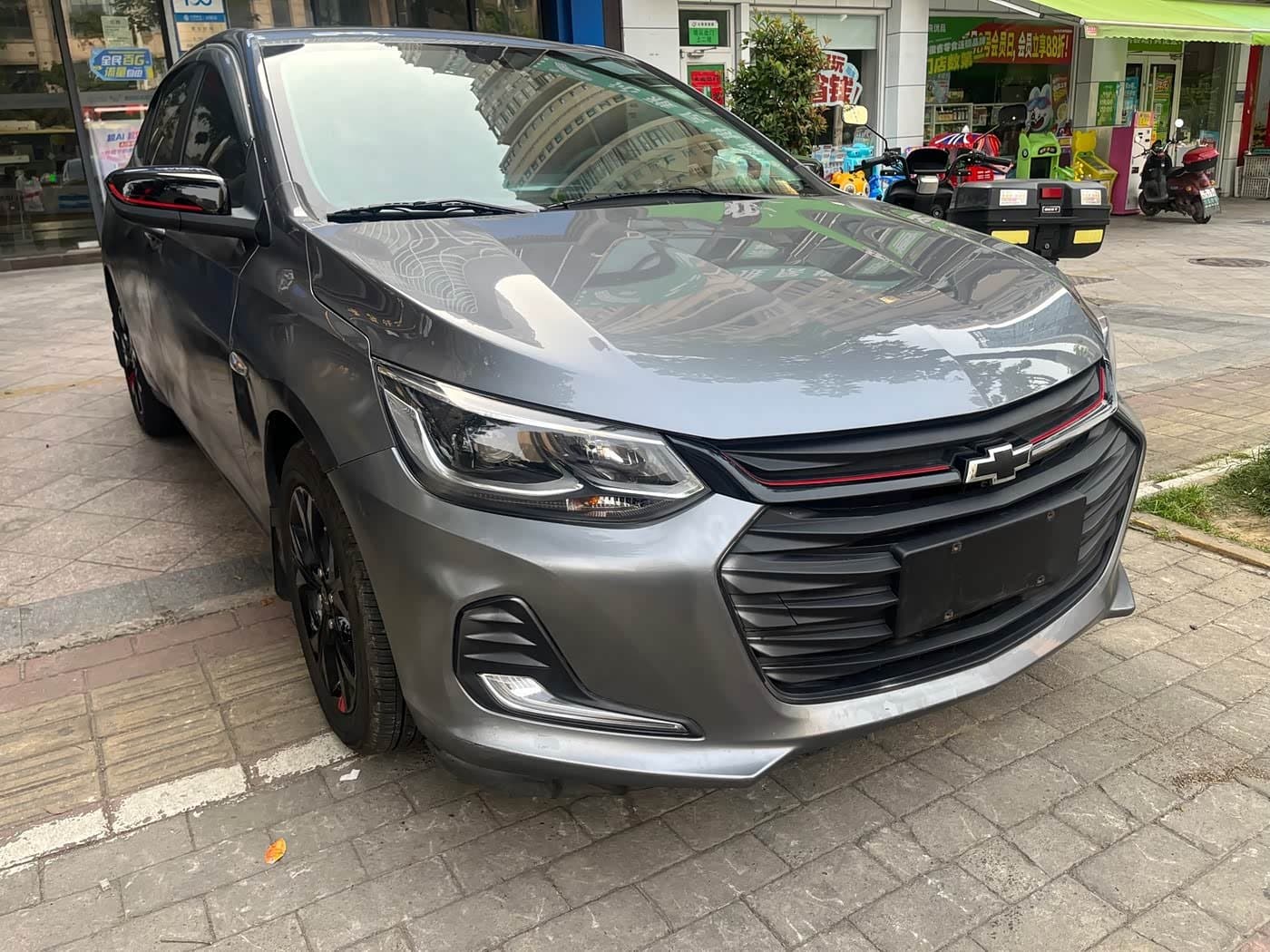 2019 Chevrolet Cavalier 银灰色, 50,000 km, China export – photo 3